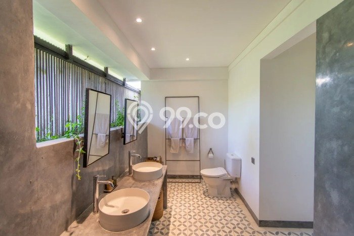 Jual Rumah Luas Megah Dengan View Cantik di Tumbak Bayuh, Badung Jual Rumah Luas Megah Dengan View Cantik di Tumbak Bayuh, Badung