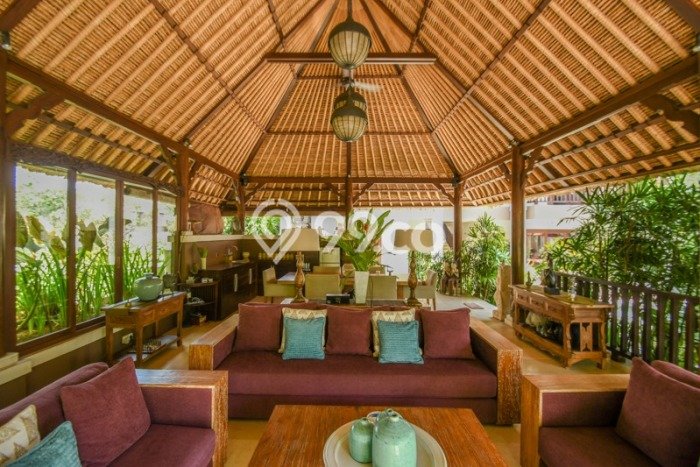 Hunian Elit LB 350m2 Siap Huni Desain Elegan di Pererenan, Badung Hunian Elit LB 350m2 Siap Huni Desain Elegan di Pererenan, Badung