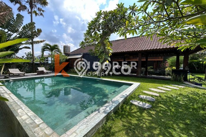 GOOD DEAL! Rumah area , 2 KT, Siap Huni, Luas 600m2m² LB 200m2m² GOOD DEAL! Rumah area , 2 KT, Siap Huni, Luas 600m2m² LB 200m2m²