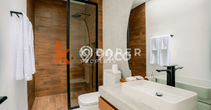 Hunian Kondisi Baik Disewakan di canggu, Badung LT 300m2, LB 330m2 Hunian Kondisi Baik Disewakan di canggu, Badung LT 300m2, LB 330m2