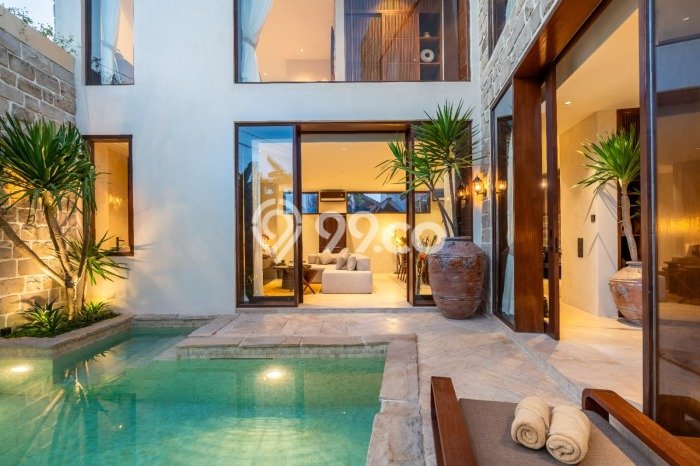 Hunian Elit LB 400m2 Siap Huni Desain Elegan di Canggu, Badung Hunian Elit LB 400m2 Siap Huni Desain Elegan di Canggu, Badung
