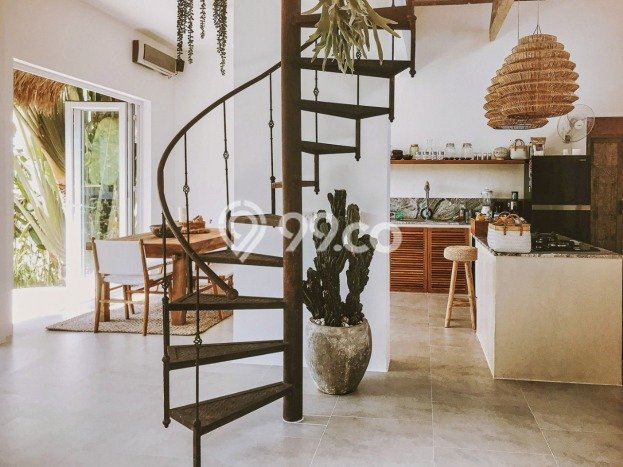 Hunian Elit LB 398m2 Siap Huni Desain Elegan di Canggu, Badung Hunian Elit LB 398m2 Siap Huni Desain Elegan di Canggu, Badung