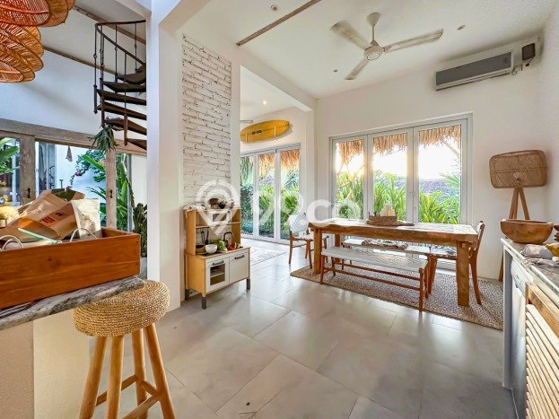 Hunian Elit LB 398m2 Siap Huni Desain Elegan di Canggu, Badung Hunian Elit LB 398m2 Siap Huni Desain Elegan di Canggu, Badung