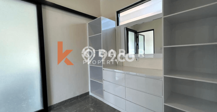 Hunian Kondisi Baik Disewakan di Umalas, Badung LT 400m2, LB 330m2 Hunian Kondisi Baik Disewakan di Umalas, Badung LT 400m2, LB 330m2