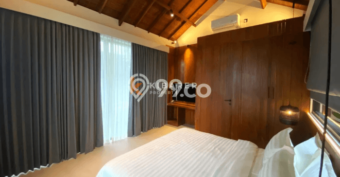 Rumah Bagus Disewakan di Canggu, Badung LT 300m2, LB 300m2 Rumah Bagus Disewakan di Canggu, Badung LT 300m2, LB 300m2
