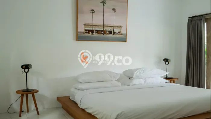 Hunian Kondisi Baik Disewakan di Canggu, Badung LT 400m2, LB 200m2 Hunian Kondisi Baik Disewakan di Canggu, Badung LT 400m2, LB 200m2