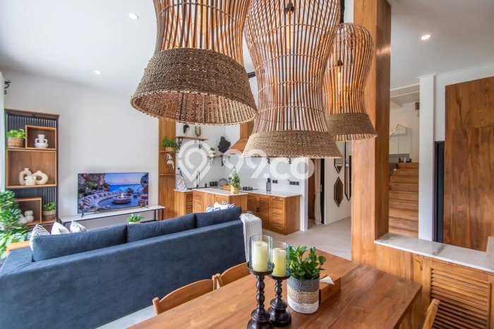 Kesempatan Langka Memiliki Rumah LT 130m2m² / LB 180m2m² di Kawasan Komersial Canggu, Badung Kesempatan Langka Memiliki Rumah LT 130m2m² / LB 180m2m² di Kawasan Komersial Canggu, Badung