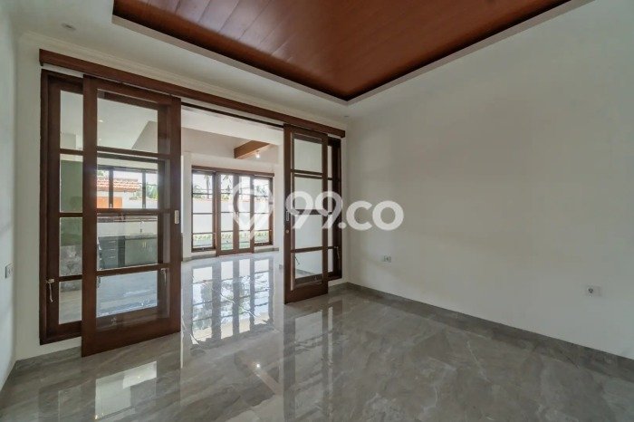 PROPERTI PILIHAN! Rumah Asri area Ubud, Luas 166m2m² Bangunan 85m2m² PROPERTI PILIHAN! Rumah Asri area Ubud, Luas 166m2m² Bangunan 85m2m²