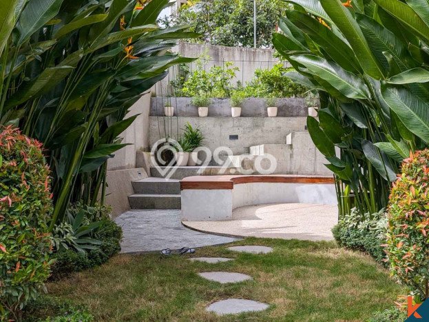 Rumah Elit LB 289m2 Siap Huni Desain Elegan di Canggu, Badung Rumah Elit LB 289m2 Siap Huni Desain Elegan di Canggu, Badung