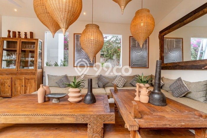 For Sale! Premium House LT 256m2 Desain Elegan di Umalas For Sale! Premium House LT 256m2 Desain Elegan di Umalas