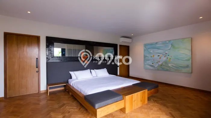 Hunian Minimalis dengan LT 360m2 & LB 260m2 Disewakan di Pererenan Hunian Minimalis dengan LT 360m2 & LB 260m2 Disewakan di Pererenan