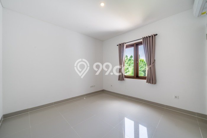 Ready to Use! Luxury House LT 160m2 Desain Modern di Kerobokan Ready to Use! Luxury House LT 160m2 Desain Modern di Kerobokan