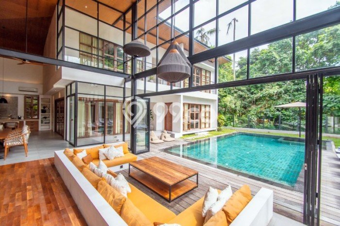 Jual Rumah Luas Elegan Dengan View Cantik di Pererenan, Badung Jual Rumah Luas Elegan Dengan View Cantik di Pererenan, Badung