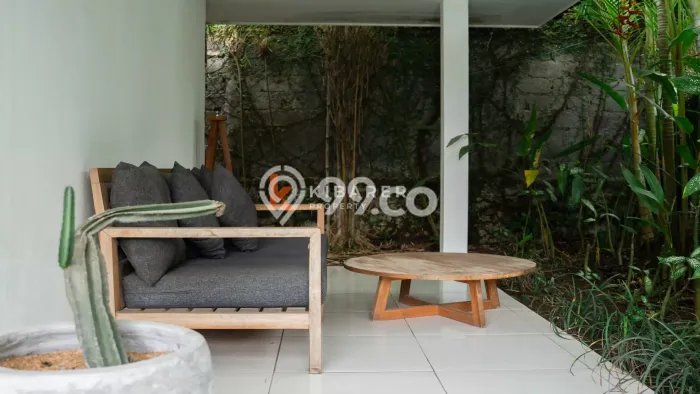 Hunian Kondisi Baik Disewakan di Canggu, Badung LT 400m2, LB 200m2 Hunian Kondisi Baik Disewakan di Canggu, Badung LT 400m2, LB 200m2