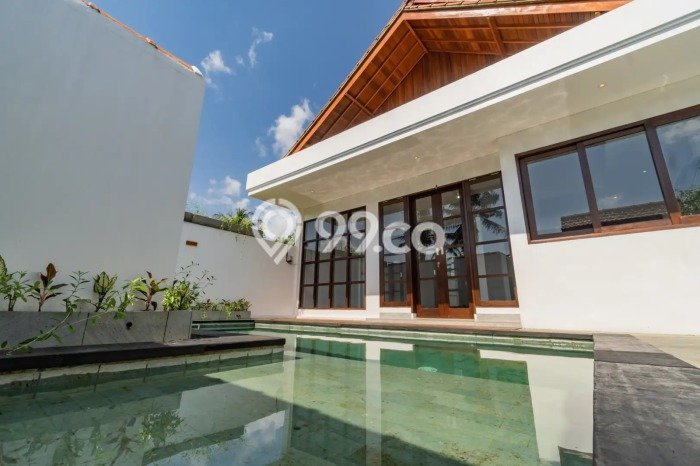 PROPERTI PILIHAN! Rumah Asri area Ubud, Luas 166m2m² Bangunan 85m2m² PROPERTI PILIHAN! Rumah Asri area Ubud, Luas 166m2m² Bangunan 85m2m²