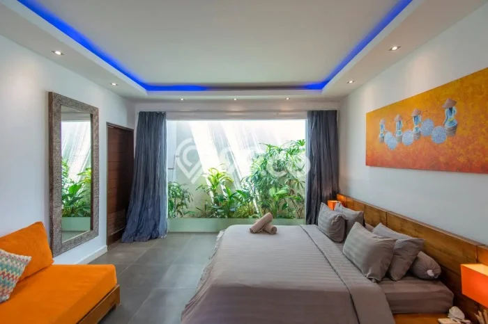 Dijual Rumah Luas Megah Dengan View Cantik di Seminyak, Badung Dijual Rumah Luas Megah Dengan View Cantik di Seminyak, Badung