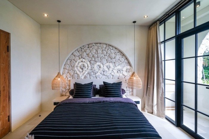 Rumah Luxury Modern Siap Huni di Pererenan Badung Rumah Luxury Modern Siap Huni di Pererenan Badung