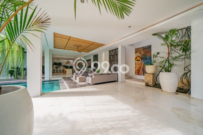 For Sale! Premium House LT 680m2 Desain Elegan di Umalas For Sale! Premium House LT 680m2 Desain Elegan di Umalas