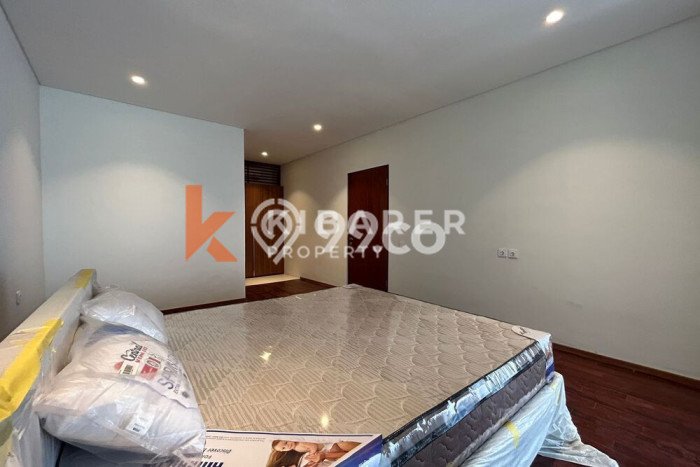 PRIME PROPERTY! Rumah di Seminyak, 2 KT, Area Premium, Luas 300m2m² LB 160m2m² PRIME PROPERTY! Rumah di Seminyak, 2 KT, Area Premium, Luas 300m2m² LB 160m2m²