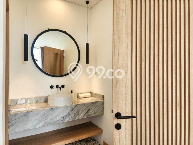 Ready to Use! Premium House LT 100m2 Desain Elegan di Pererenan Ready to Use! Premium House LT 100m2 Desain Elegan di Pererenan