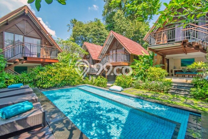 Ready to Use! Luxury House LT 800m2 Desain Modern di Umalas Ready to Use! Luxury House LT 800m2 Desain Modern di Umalas