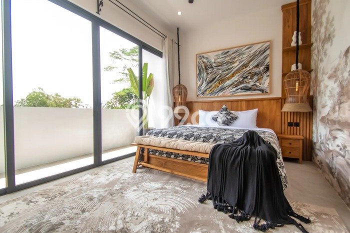 Kesempatan Langka Memiliki Rumah LT 130m2m² / LB 180m2m² di Kawasan Komersial Canggu, Badung Kesempatan Langka Memiliki Rumah LT 130m2m² / LB 180m2m² di Kawasan Komersial Canggu, Badung