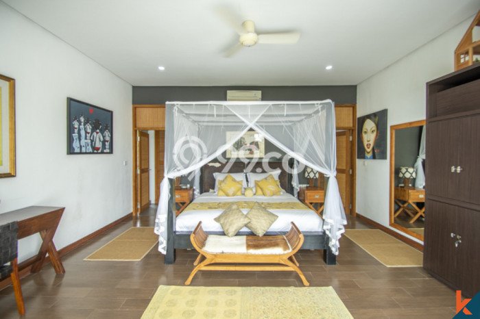 PROMO SPESIAL! Rumah Untuk Investasi di Mengwi, LT 2350m2m² Bangunan 900m2m² PROMO SPESIAL! Rumah Untuk Investasi di Mengwi, LT 2350m2m² Bangunan 900m2m²