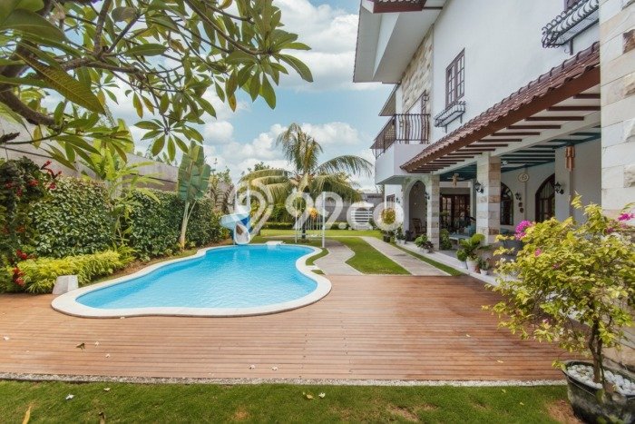 Dijual Rumah Mewah Megah Dengan View Cantik di Jimbaran, Badung Dijual Rumah Mewah Megah Dengan View Cantik di Jimbaran, Badung
