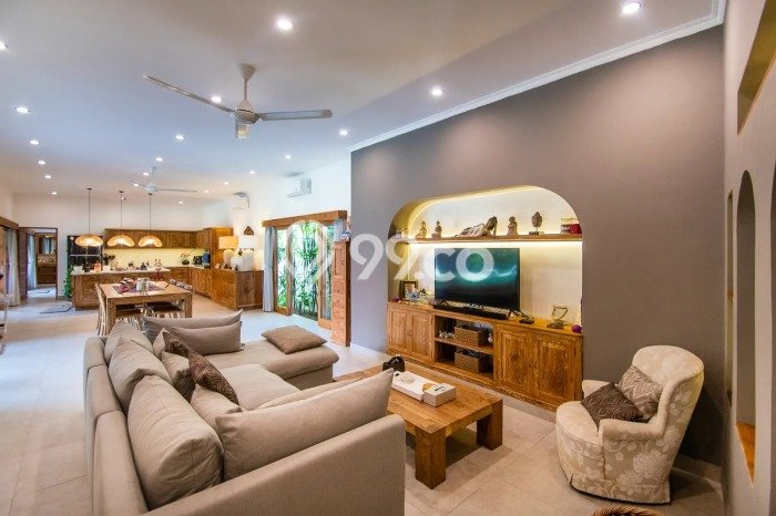 Ready to Use! Premium House LT 730m2 Desain Elegan di canggu Ready to Use! Premium House LT 730m2 Desain Elegan di canggu