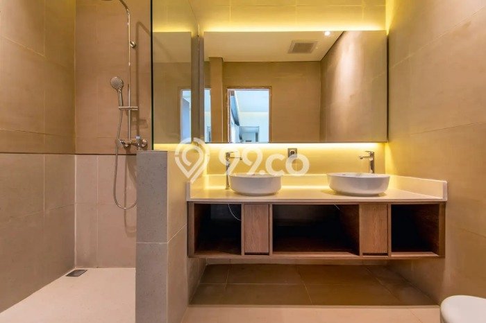 Hunian Mewah LB 130m2 Siap Pakai Desain Elegan di Sanur, Denpasar Hunian Mewah LB 130m2 Siap Pakai Desain Elegan di Sanur, Denpasar