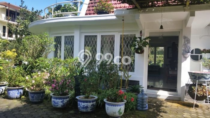 Rumah Luxury Modern Tanpa Renovasi di Puncak Bogor Rumah Luxury Modern Tanpa Renovasi di Puncak Bogor