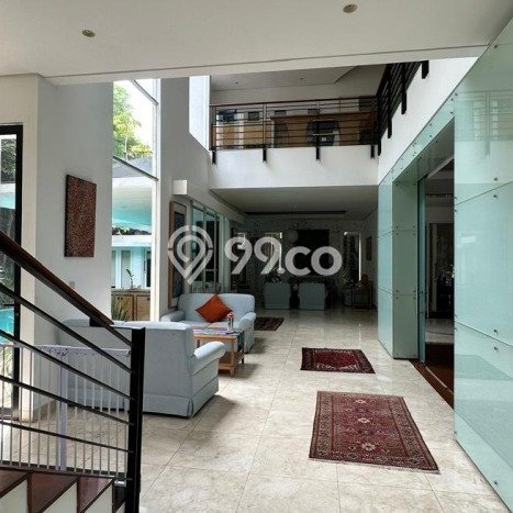 Rumah Asri Kebayoran Baru, Lingkungan Tenang - 7 KT Rumah Asri Kebayoran Baru, Lingkungan Tenang - 7 KT