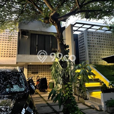 Siap Huni Rumah Mewah 3 Kamar di Kebayoran Baru Dekat ke Mana Pun Siap Huni Rumah Mewah 3 Kamar di Kebayoran Baru Dekat ke Mana Pun