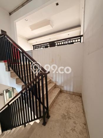 Hunian Mewah LB 185m2 Siap Huni Desain Elegan di Senopati, Jakarta Selatan Hunian Mewah LB 185m2 Siap Huni Desain Elegan di Senopati, Jakarta Selatan