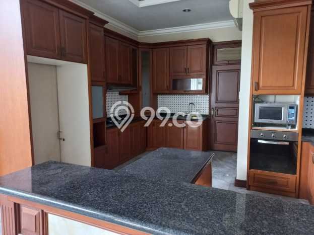 Siap Huni Hunian Elit 5 Kamar di Cilandak Dekat ke Mana Saja Siap Huni Hunian Elit 5 Kamar di Cilandak Dekat ke Mana Saja
