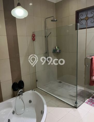 Siap Huni Rumah Mewah 4 Kamar di Jagakarsa Dekat ke Mana Saja Siap Huni Rumah Mewah 4 Kamar di Jagakarsa Dekat ke Mana Saja
