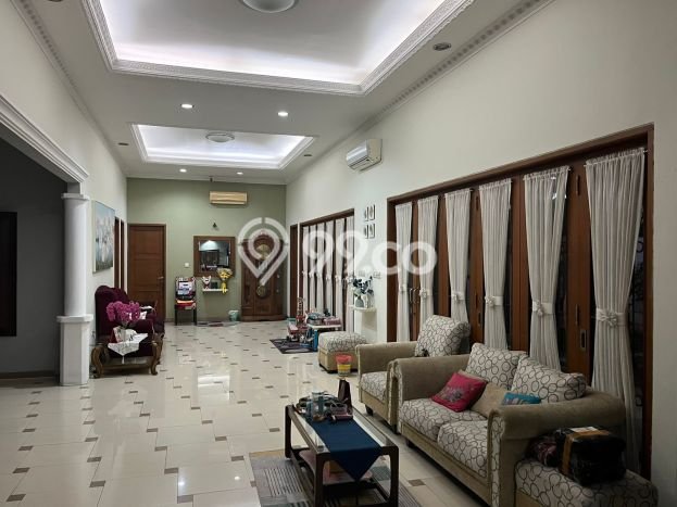 Siap Huni Rumah Mewah 4 Kamar di Jagakarsa Dekat ke Mana Saja Siap Huni Rumah Mewah 4 Kamar di Jagakarsa Dekat ke Mana Saja
