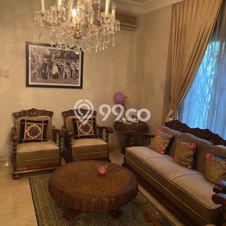 Siap Huni Rumah Mewah 9 Kamar di Kebayoran Baru Dekat ke Mana Saja Siap Huni Rumah Mewah 9 Kamar di Kebayoran Baru Dekat ke Mana Saja