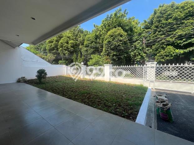 Rumah Luxury Modern Siap Huni di Senopati Jakarta Selatan Rumah Luxury Modern Siap Huni di Senopati Jakarta Selatan