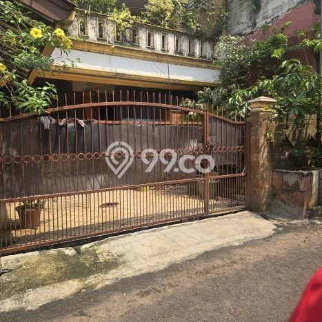 Rumah Luas Asri 4 KT Siap Huni di Pondok Bambu Jakarta Timur Rumah Luas Asri 4 KT Siap Huni di Pondok Bambu Jakarta Timur
