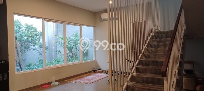 Jual Rumah Luas Elegan Dengan View Eksklusif di Jaka Permai, Bekasi Jual Rumah Luas Elegan Dengan View Eksklusif di Jaka Permai, Bekasi