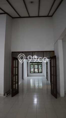 Rumah LB 200m² di Pinggir Kota Beji, Depok - Harga Terjangkau Rumah LB 200m² di Pinggir Kota Beji, Depok - Harga Terjangkau