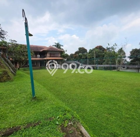 Tersedia Vila Kawasan Cisarua, Area 3380m2m², Posisi Premium Tersedia Vila Kawasan Cisarua, Area 3380m2m², Posisi Premium