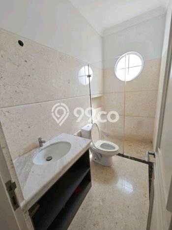 Rumah Luxury Modern Tanpa Renovasi di Alam Sutera Tangerang Rumah Luxury Modern Tanpa Renovasi di Alam Sutera Tangerang