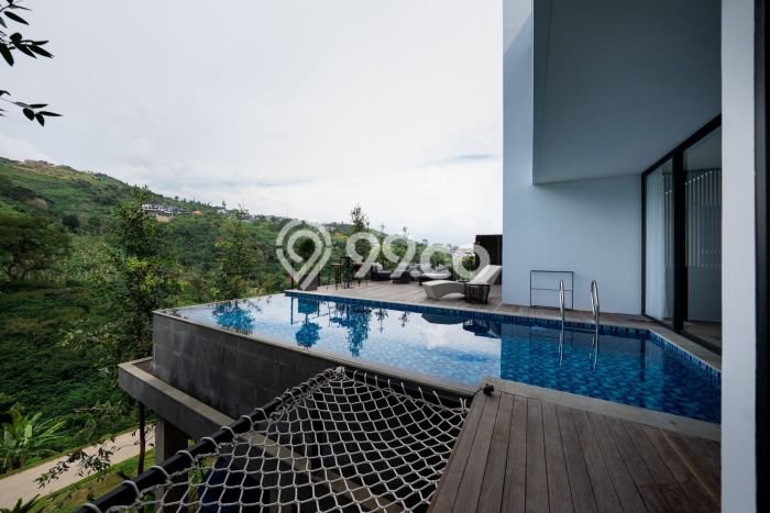 Vila di Coblong, Ukuran 414m2m², Ideal untuk beragam kebutuhan Vila di Coblong, Ukuran 414m2m², Ideal untuk beragam kebutuhan