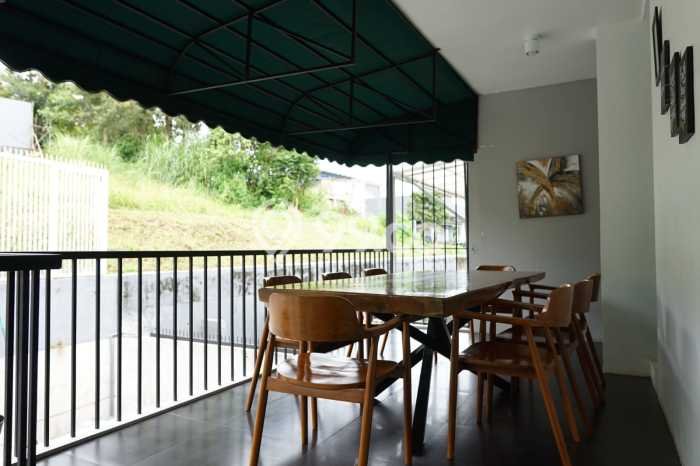 INVESTASI POTENSIAL! Vila Kawasan Coblong, Area 387m2m², Lokasi Prima INVESTASI POTENSIAL! Vila Kawasan Coblong, Area 387m2m², Lokasi Prima
