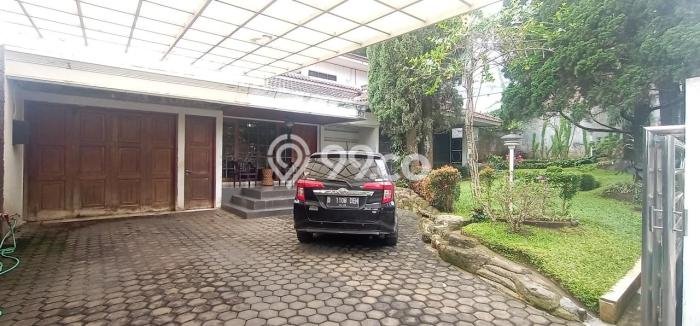 For Sale! Premium House LT 890m2 Desain Elegan di Dago Pakar For Sale! Premium House LT 890m2 Desain Elegan di Dago Pakar