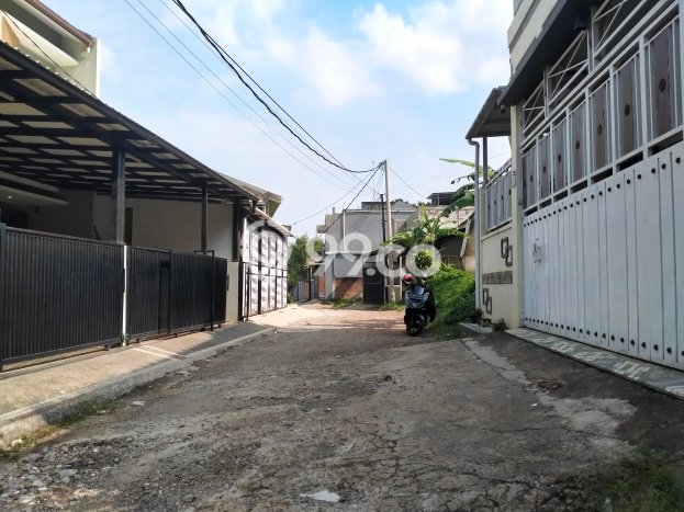 Jual Tanah Kawasan Bisnis Kawasan Padasuka, Luas 184m², Ideal untuk Pengembangan Jual Tanah Kawasan Bisnis Kawasan Padasuka, Luas 184m², Ideal untuk Pengembangan