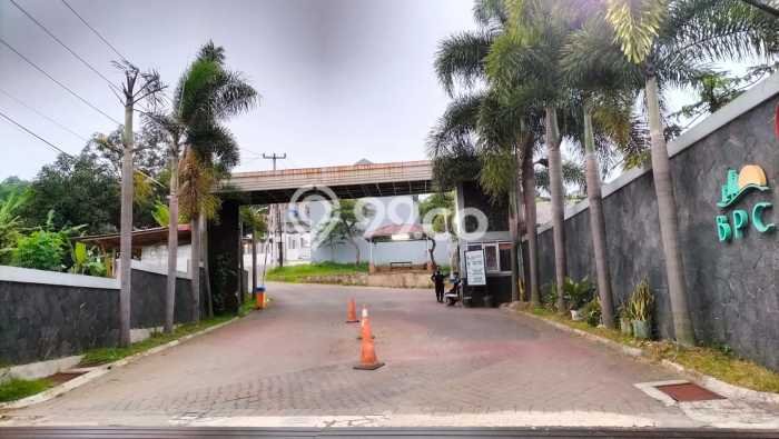 Lokasi strategis! Rumah siap huni disewakan di Cimahi LB 99m2 Lokasi strategis! Rumah siap huni disewakan di Cimahi LB 99m2