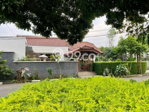 Ready to Use! Premium House LT 400m2 Desain Elegan di Pasteur Ready to Use! Premium House LT 400m2 Desain Elegan di Pasteur